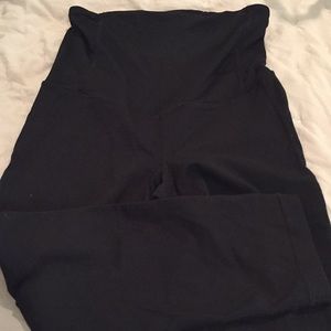 Athletic maternity cropped leggings